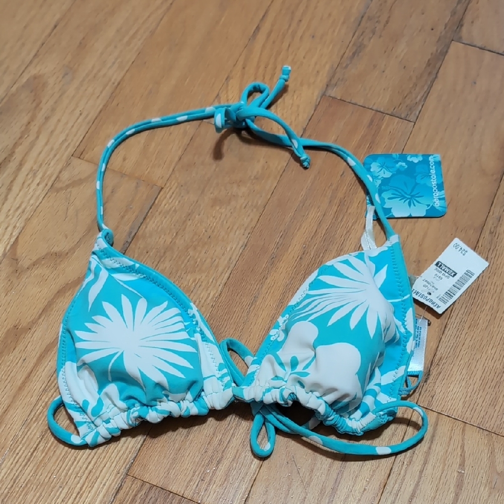 NWT Reversible Print Bikini Top